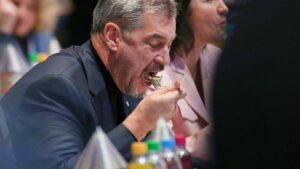 Lang lobt Social-Media-Präsenz von Söder