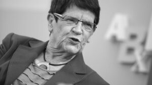 Merkel und Scholz wollen an Trauerstaatsakt für Süßmuth teilnehmen Merkel und Scholz wollen an Trauerstaatsakt für Süßmuth teilnehmen