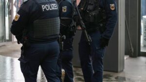 Über 980 Messer- und 2.200 Sexualdelikte an Bahnhöfen und Zügen